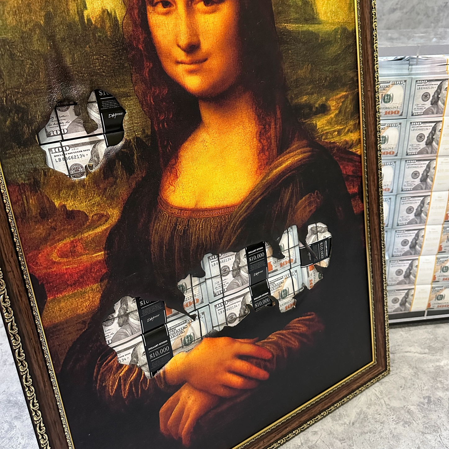 MONEY LISA
