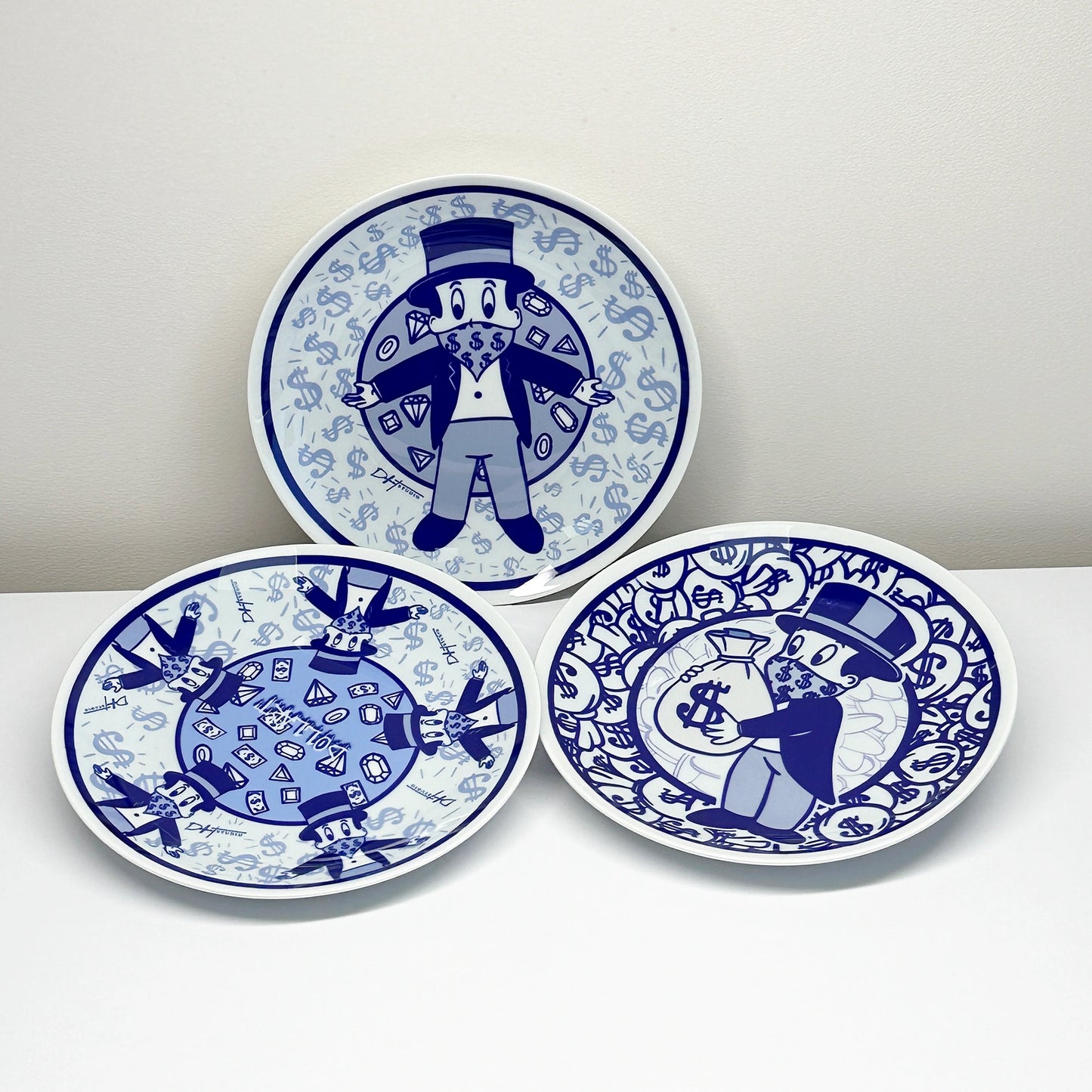 HUNGRY RICH BOY PLATE SET